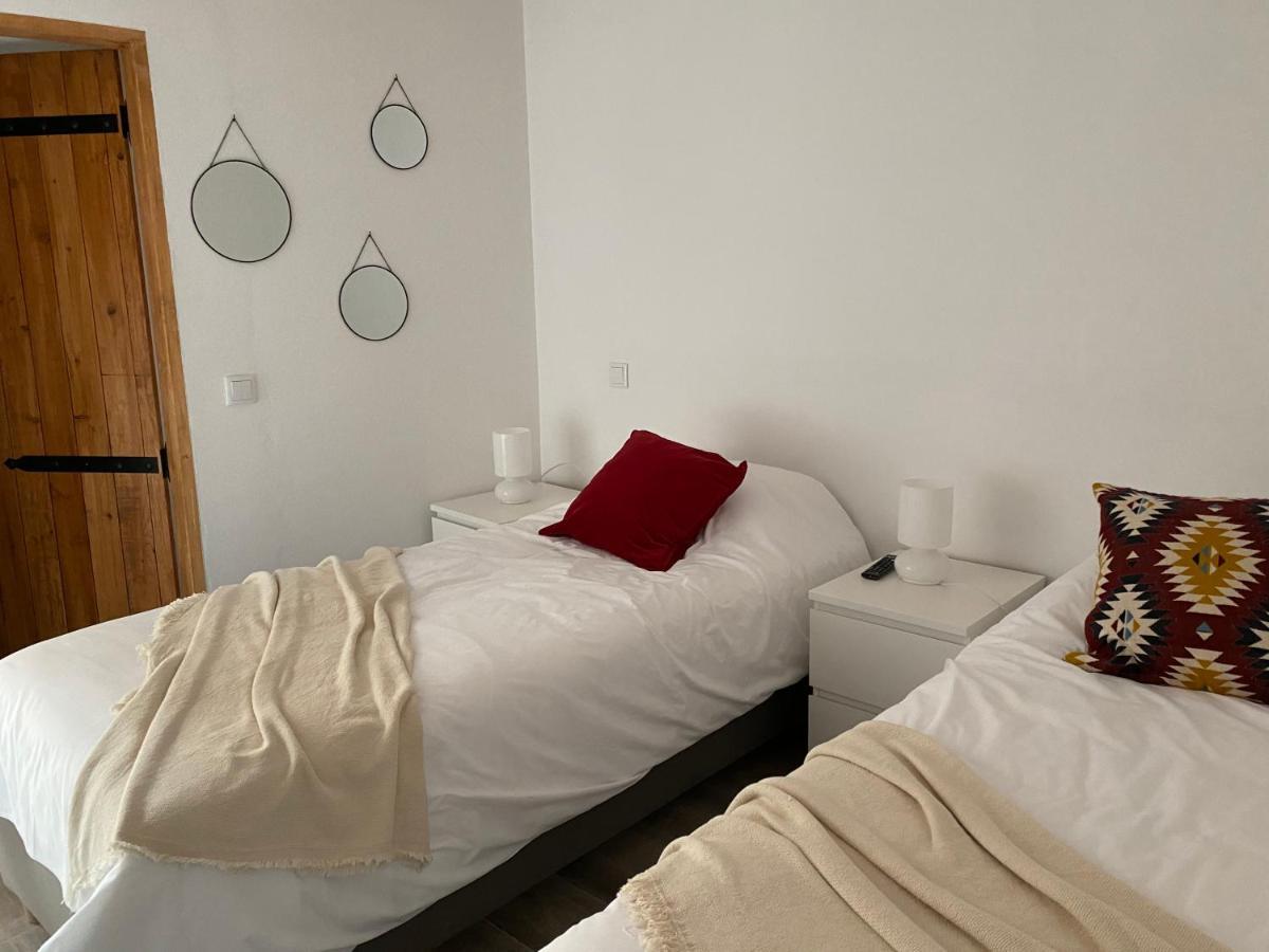Casa Da Igrejja Bed and Breakfast Almodôvar Exteriör bild